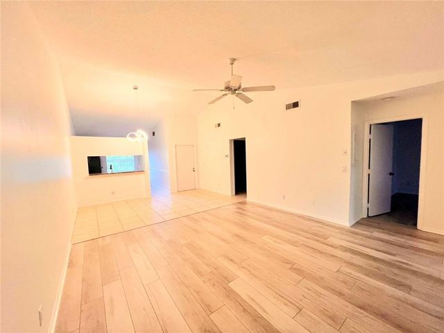 176 Bent Arrow Dr, Jupiter, FL 33458