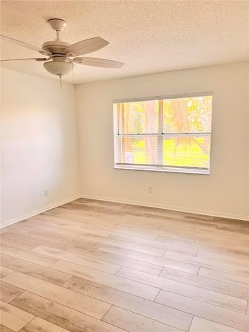176 Bent Arrow Dr, Jupiter, FL 33458