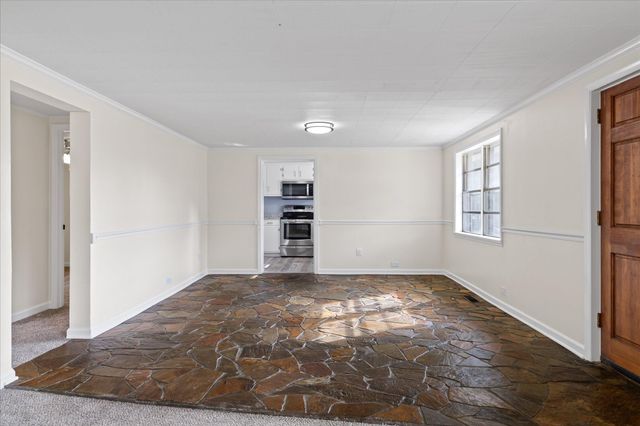 53 Ann Drive, Rossville, GA 30741