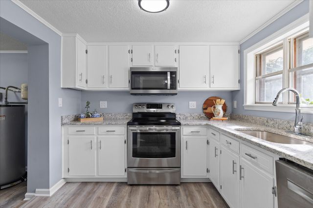 53 Ann Drive, Rossville, GA 30741