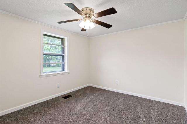 53 Ann Drive, Rossville, GA 30741