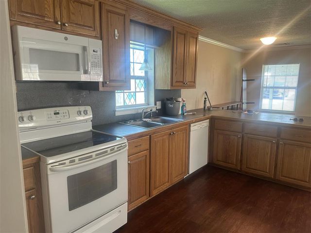 2820 S Pack, Lake Charles, LA 70611