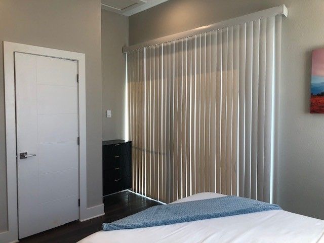 324 Feliks Gwozdz Place 200, Fort Worth, TX 76104