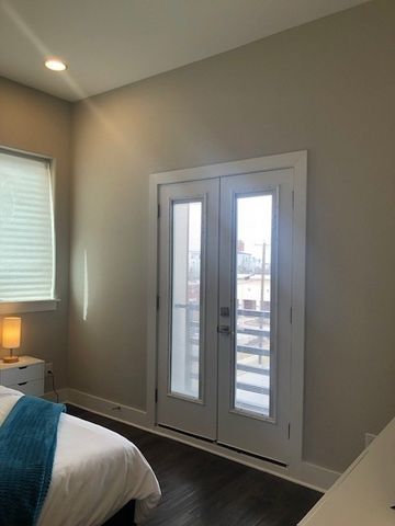 324 Feliks Gwozdz Place 200, Fort Worth, TX 76104