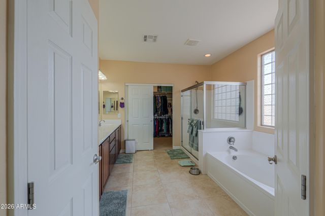 265 W BLUE LAGOON Drive, Casa Grande, AZ 85122