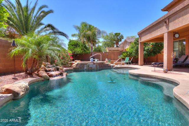 265 W BLUE LAGOON Drive, Casa Grande, AZ 85122