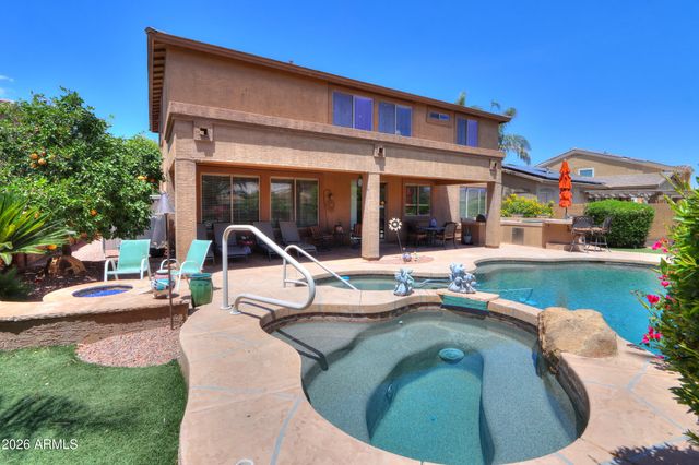 265 W BLUE LAGOON Drive, Casa Grande, AZ 85122