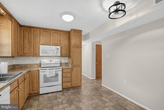 10028 ELDERBERRY CT, Manassas, VA 20110