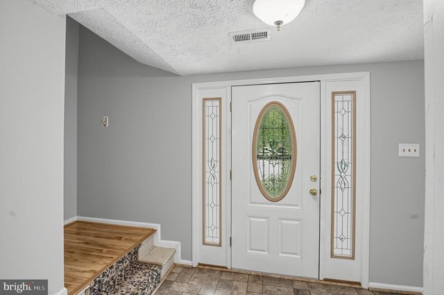 10028 ELDERBERRY CT, Manassas, VA 20110