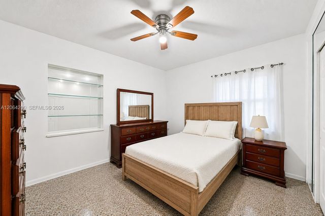 291 W 47th St, Hialeah, FL 33012