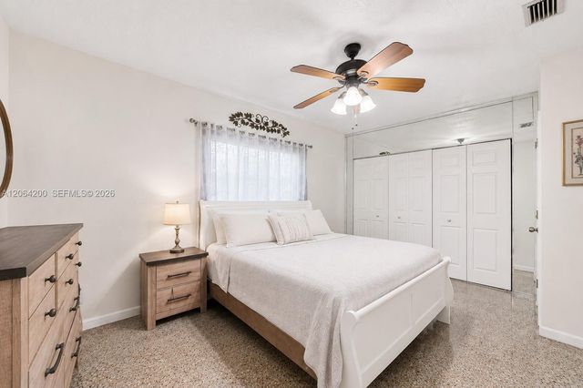 291 W 47th St, Hialeah, FL 33012