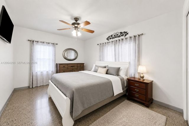 291 W 47th St, Hialeah, FL 33012