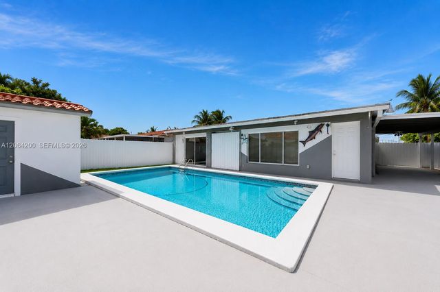 291 W 47th St, Hialeah, FL 33012