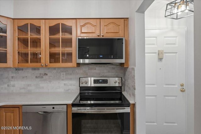 405 Wellington Place, Matawan, NJ 07747