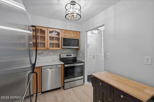 405 Wellington Place, Matawan, NJ 07747