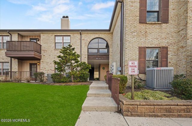 405 Wellington Place, Matawan, NJ 07747