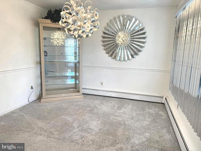 50 PADDOCK LN, Willingboro, NJ 08046
