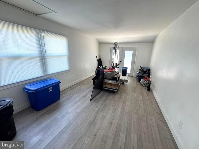 50 PADDOCK LN, Willingboro, NJ 08046