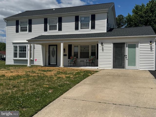 50 PADDOCK LN, Willingboro, NJ 08046