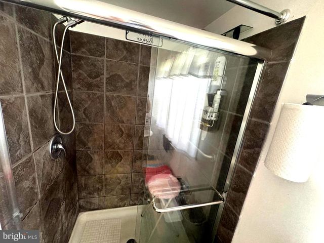 50 PADDOCK LN, Willingboro, NJ 08046
