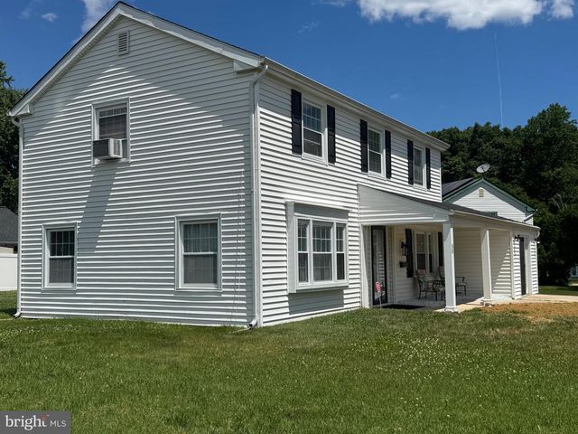 50 PADDOCK LN, Willingboro, NJ 08046