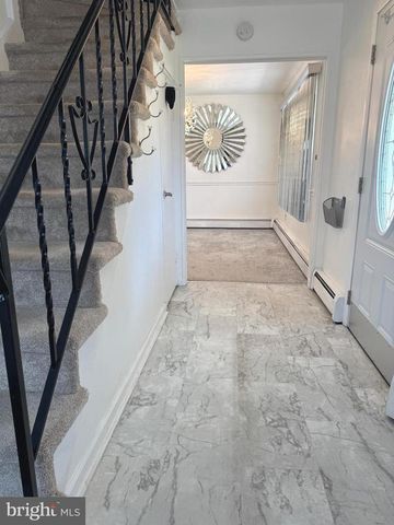 50 PADDOCK LN, Willingboro, NJ 08046