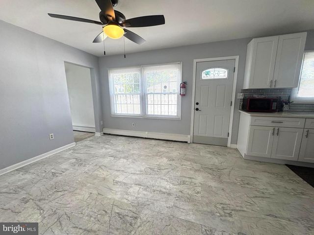 50 PADDOCK LN, Willingboro, NJ 08046