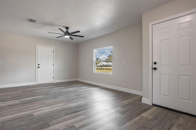 9331 EDISON ROAD, Lithia, FL 33547