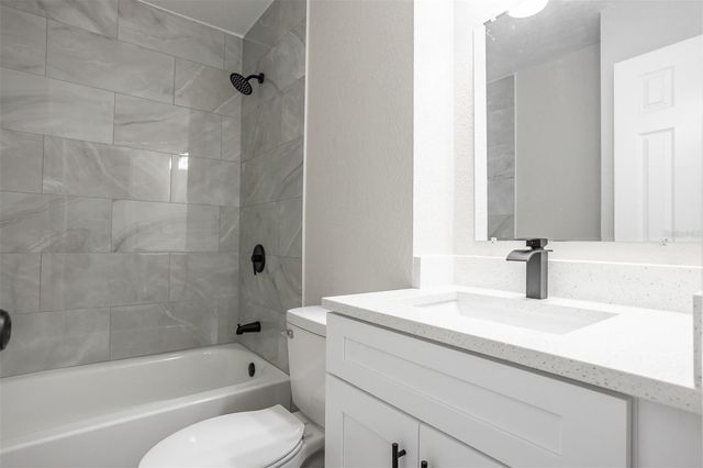 9331 EDISON ROAD, Lithia, FL 33547