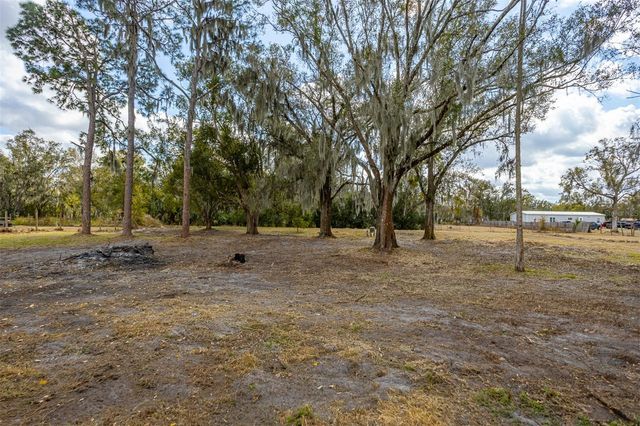 9331 EDISON ROAD, Lithia, FL 33547