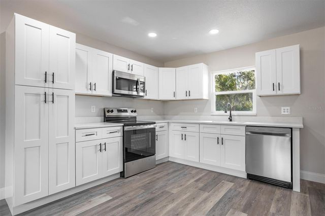 9331 EDISON ROAD, Lithia, FL 33547