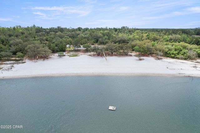 2147 Sunny Hills Boulevard, Chipley, FL 32428