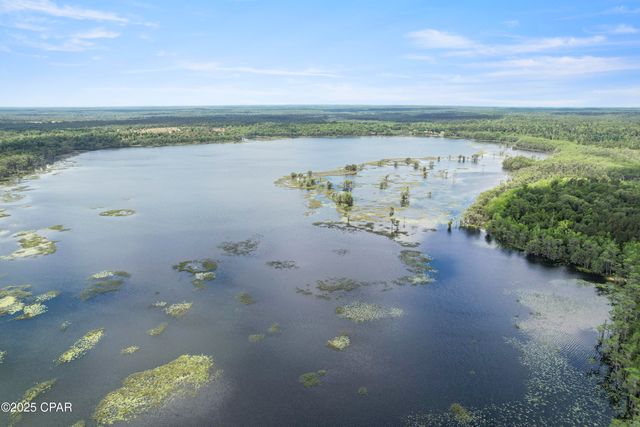 2147 Sunny Hills Boulevard, Chipley, FL 32428