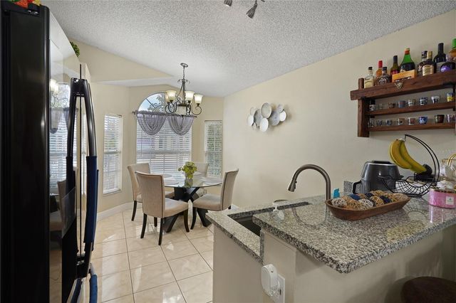 1708 CHATHAM CIRCLE, Apopka, FL 32703