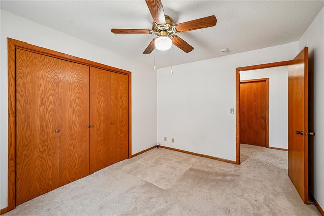 2201 Balsam Drive SW, Cedar Rapids, IA 52404