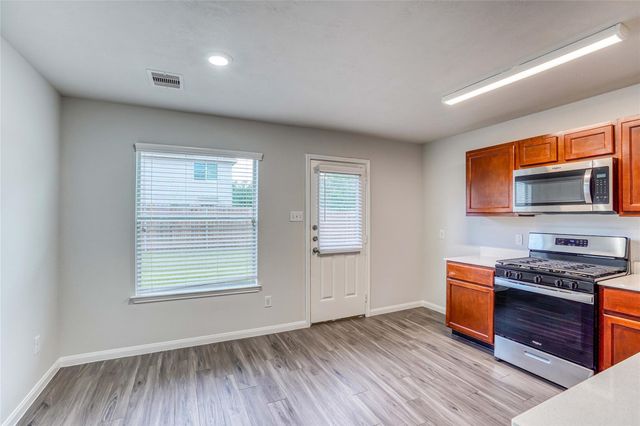 13102 Aiden Circle, Houston, TX 77048