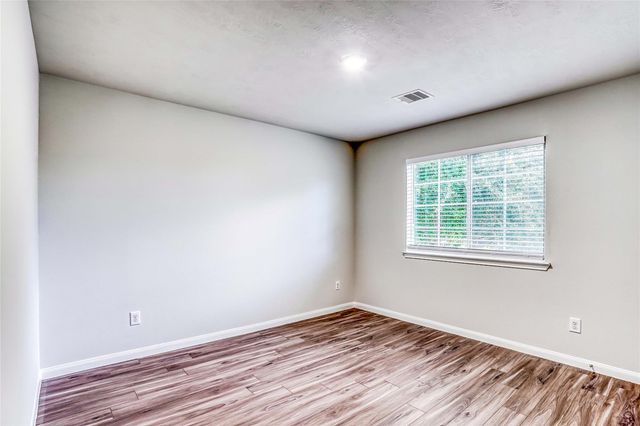 13102 Aiden Circle, Houston, TX 77048