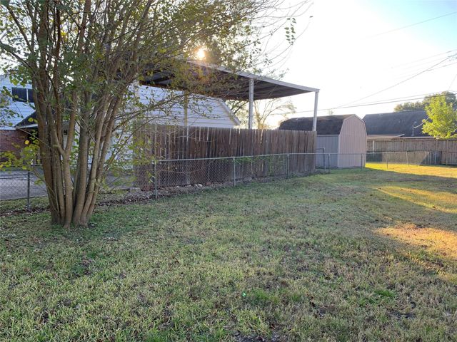 1032 Frances Drive, Rosenberg, TX 77471