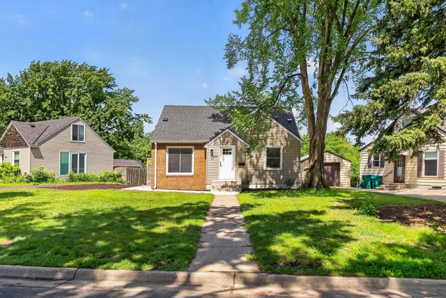 2930 Texa Tonka Avenue, Saint Louis Park, MN 55426