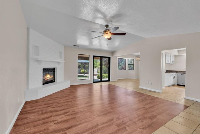 7408 Carson Trail NW, Albuquerque, NM 87120