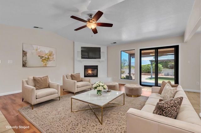 7408 Carson Trail NW, Albuquerque, NM 87120