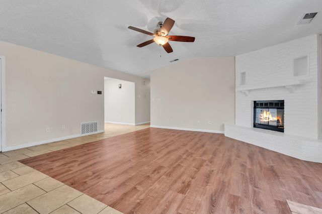 7408 Carson Trail NW, Albuquerque, NM 87120