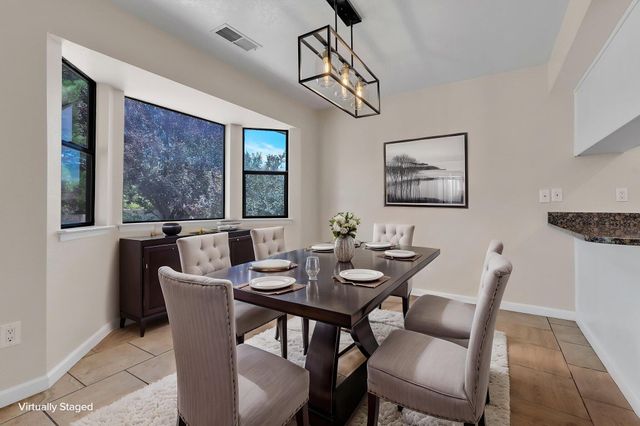 7408 Carson Trail NW, Albuquerque, NM 87120