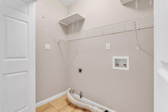 7408 Carson Trail NW, Albuquerque, NM 87120