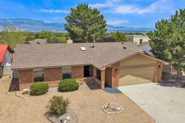 7408 Carson Trail NW, Albuquerque, NM 87120