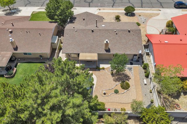 7408 Carson Trail NW, Albuquerque, NM 87120