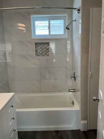 194 Concord St 2, Lowell, MA 01852