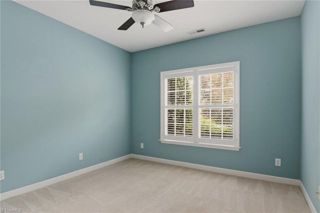 139 Brooks Landing Drive, Winston-salem, NC 27106