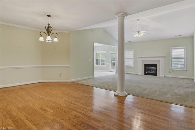 139 Brooks Landing Drive, Winston-salem, NC 27106