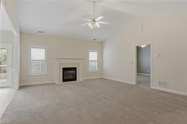 139 Brooks Landing Drive, Winston-salem, NC 27106
